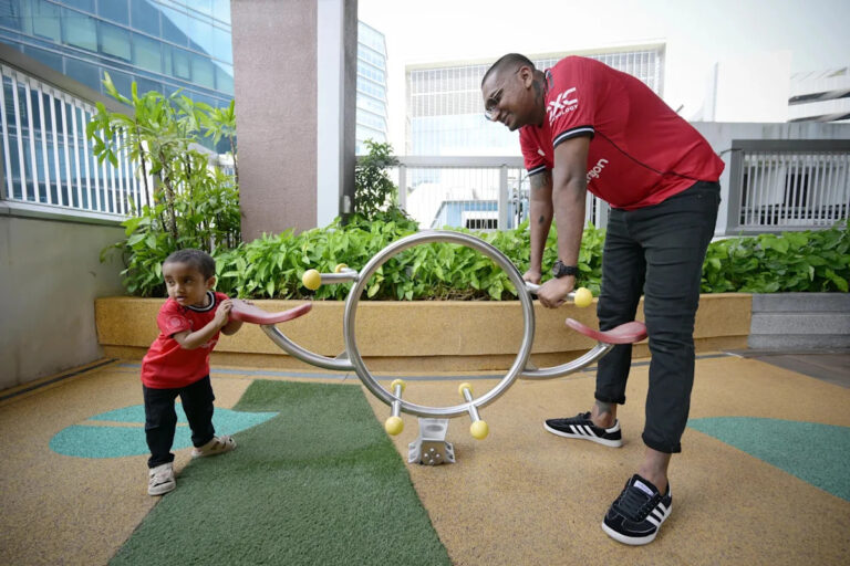 Dad overhauls his lifestyle to become a living liver donor for his toddler with rare condition Dad overhauls his lifestyle to become a living liver donor for his toddler with rare condition
