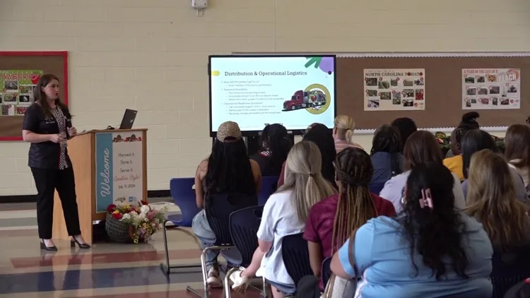 Charlotte hosts national school nutrition conference, showcasing CMS’ focus on healthier student meals Charlotte hosts national school nutrition conference, showcasing CMS' focus on healthier student meals
