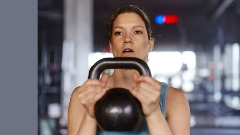 A personal trainer says this 20-minute kettlebell workout saves time by 'comfortably' working multiple musc...