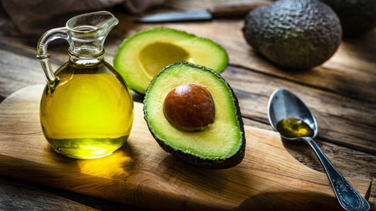 Is that food really made with 100% avocado oil? Likely not Is that food really made with 100% avocado oil? Likely not