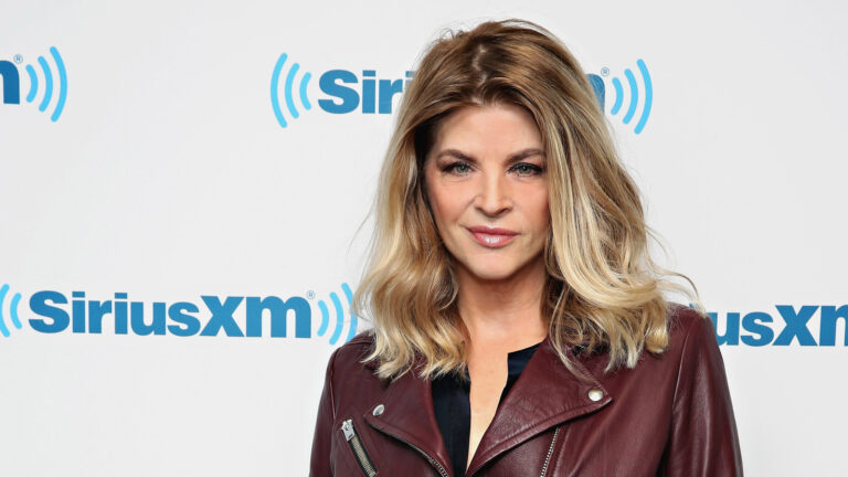 4 ’80s Stars Who Took Us Along On Their Weight Loss Journeys 4 '80s Stars Who Took Us Along On Their Weight Loss Journeys