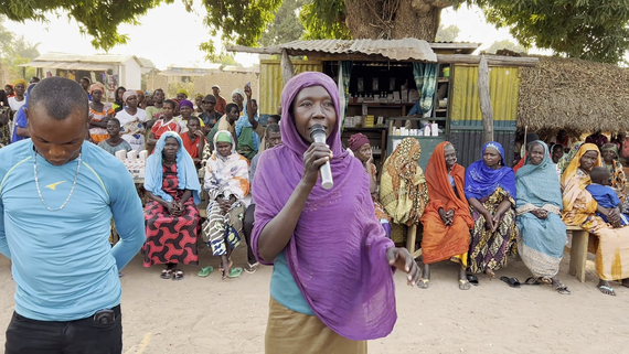 Community members take part in consultations in the Central African Republic, helping humanitarian partners understand local priorities and shape assistance around people’s needs and preferences. Photo: