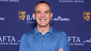 Martin Lewis shares two-week rule to book cheaper summer flights