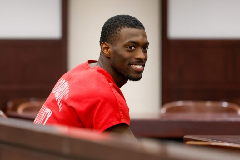 Texans hosted recently arrested CB Terrion Arnold for workout, per agent