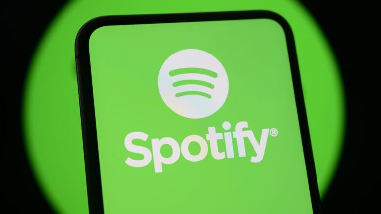 Sick of Making Workout Playlists? Spotify’s New Running Mode Can Help Sick of Making Workout Playlists? Spotify's New Running Mode Can Help