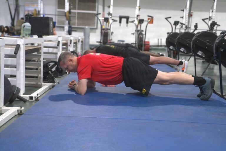 1st Armored Division senior leader physical training