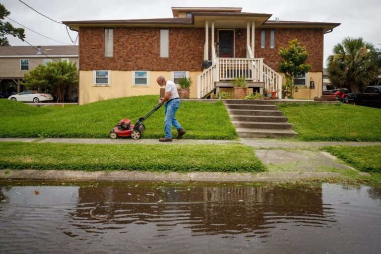 Flesh-eating bacteria kills five in Louisiana