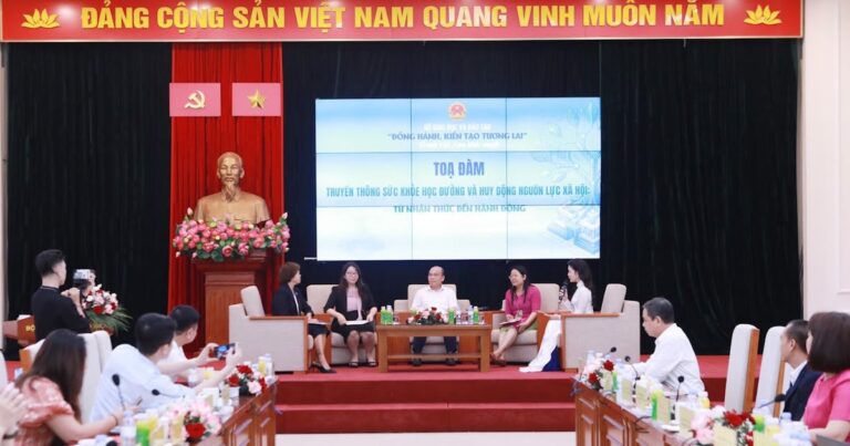 For a healthy Vietnam: Starting with nutrition and food safety in schools. For a healthy Vietnam: Starting with nutrition and food safety in schools.