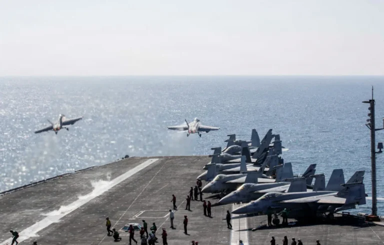 On the US aircraft carrier “Abraham Lincoln,” one of the lowest levels of mental health problems was reported On the US aircraft carrier "Abraham Lincoln," one of the lowest levels of mental health problems was reported