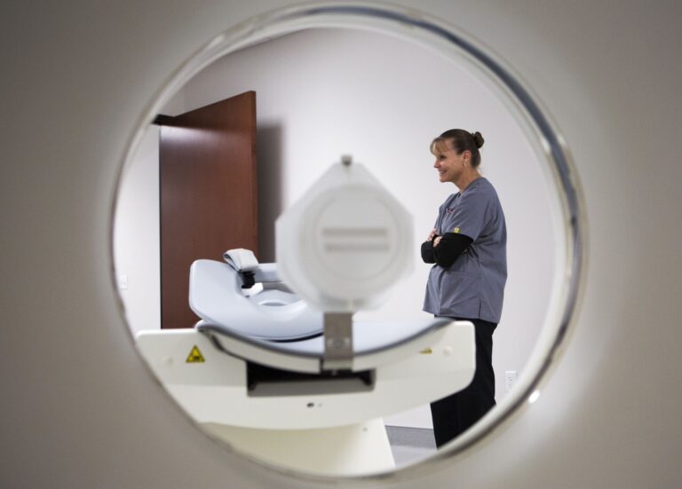 Healthcare freefall: Subsidy cuts, insurance gaps reshape how Coloradans will seek care