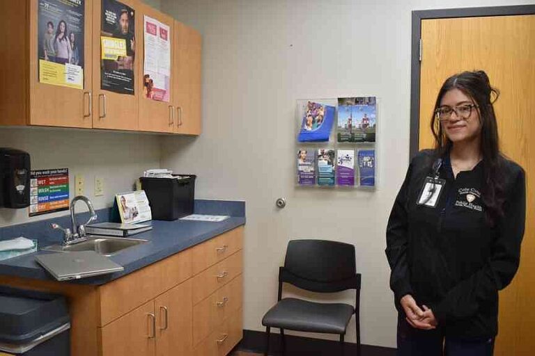Bilingual nurse enjoys educating people in job with Cole County Health Department | Jefferson City News Bilingual nurse enjoys educating people in job with Cole County Health Department | Jefferson City News