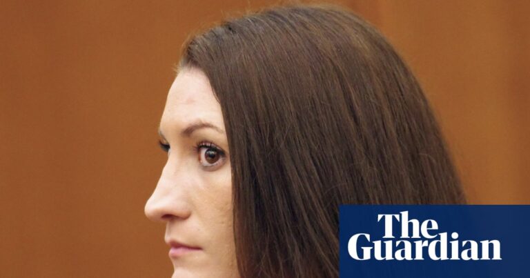 What is the treatment for postpartum psychosis, the condition central to the Lindsay Clancy trial?