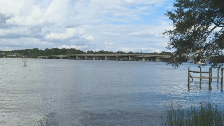 Cinco Bayou under another health advisory for high ‘enterococcus’ bacteria levels Cinco Bayou under another health advisory for high 'enterococcus' bacteria levels
