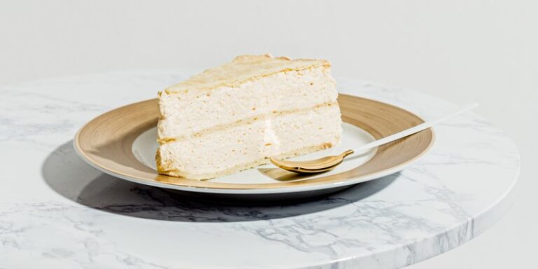The Surprising Reason Some People Crave Sugar More Than Others The Surprising Reason Some People Crave Sugar More Than Others