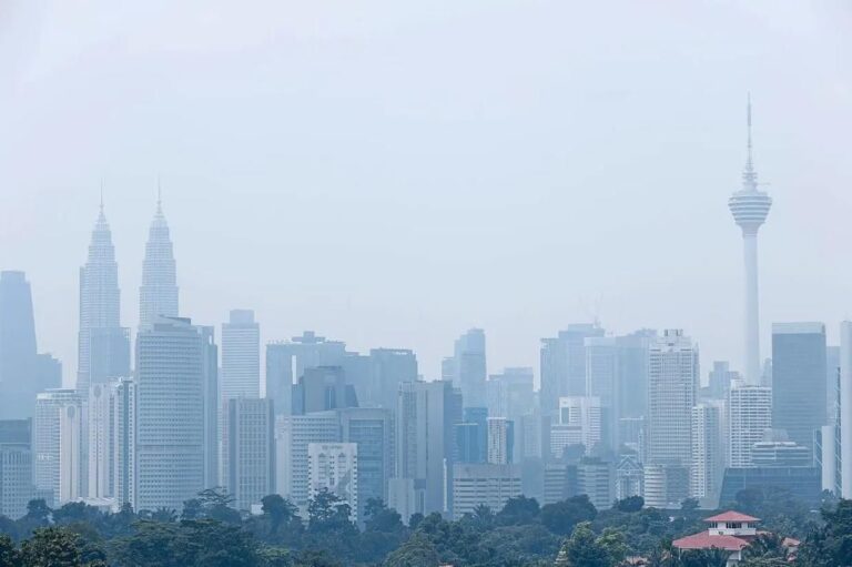 Experts: Haze is more than a lung problem for older folk