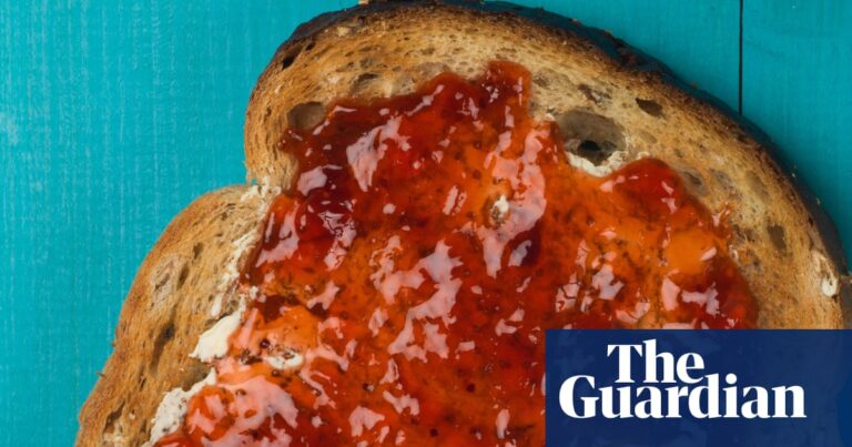 Sweetener used in chewing gum and jam linked to strokes and heart attacks Sweetener used in chewing gum and jam linked to strokes and heart attacks