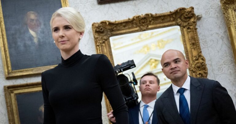 Trump’s Catering-Truck VIP List: Diet Coke Valet and Human Printer