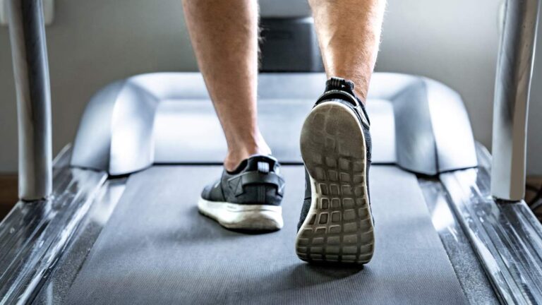 RFK Jr. Brings Presidential Fitness Test to Tampa High School | NewsRadio WFLA