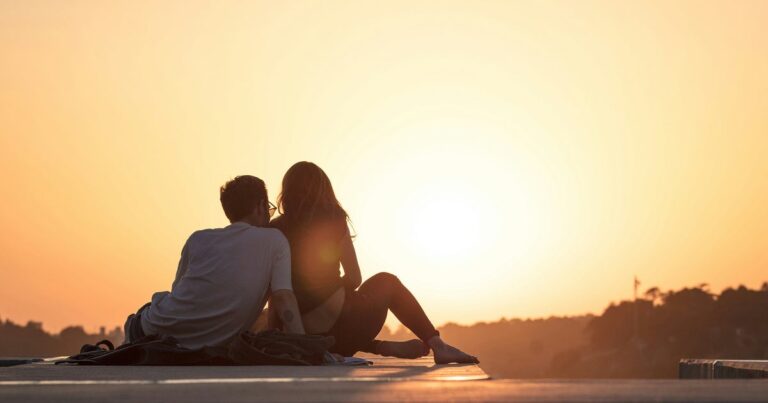 Why A Short-Term Summer Romance Could Be Exactly What Your Body Needs Right Now