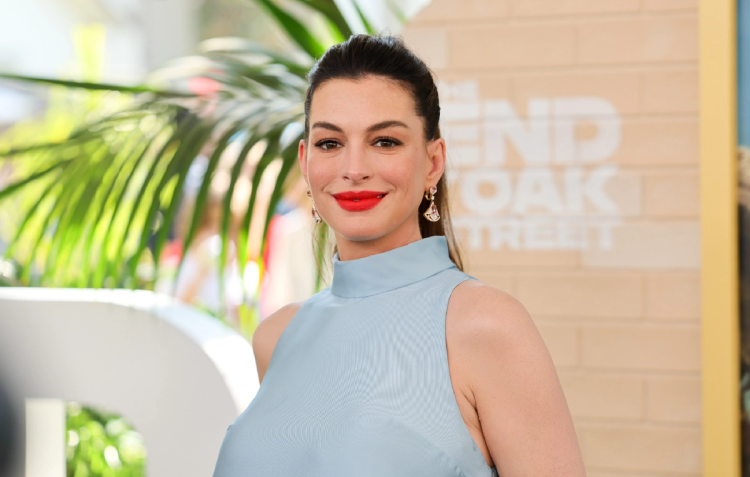 Anne Hathaway attends the world premiere of Warner Bros.' "The End Of Oak Street" at Warner Bros. Studios on August 09, 2026 in Burbank, California