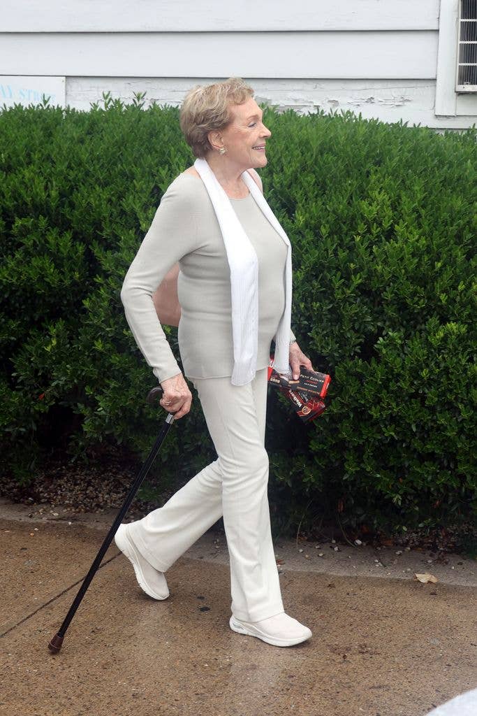 Julie was in good spirits during her outing
