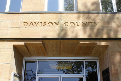 Davison courthouse 2.JPG