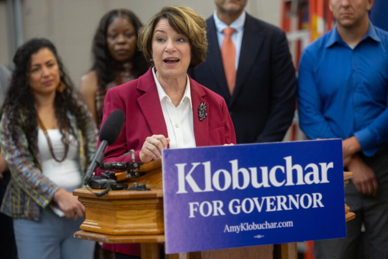 Klobuchar pitches plan for affordable healthcare in Detroit Lakes