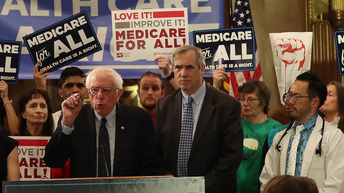 1b8f42f6-Sen. Bernie Sanders Introduces Medicare For All Act Of 2019