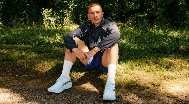 Dermot Kennedy Runs Into The Weight of the Woods Dermot Kennedy Runs Into The Weight of the Woods
