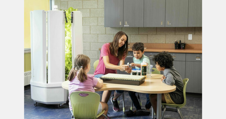 “Schools shouldn’t have to choose between serving fresh food and staying within budget” "Schools shouldn't have to choose between serving fresh food and staying within budget"