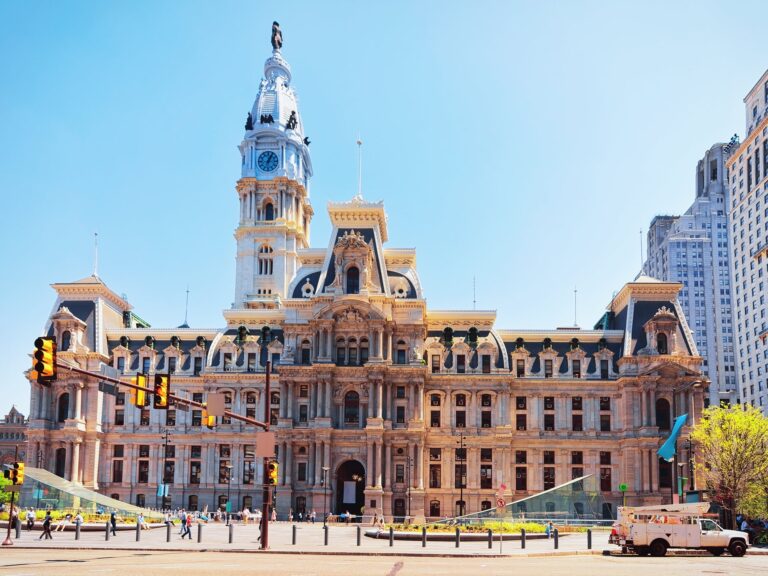 Dilworth Park Unveils a Packed Fall Lineup of Fitness, Pickleball, Markets and Live Performances Dilworth Park Unveils a Packed Fall Lineup of Fitness, Pickleball, Markets and Live Performances