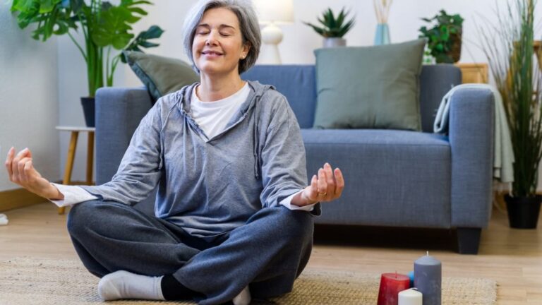 Meditation for Weight Loss Revs Your Metabolism in as Little as 5 Minutes