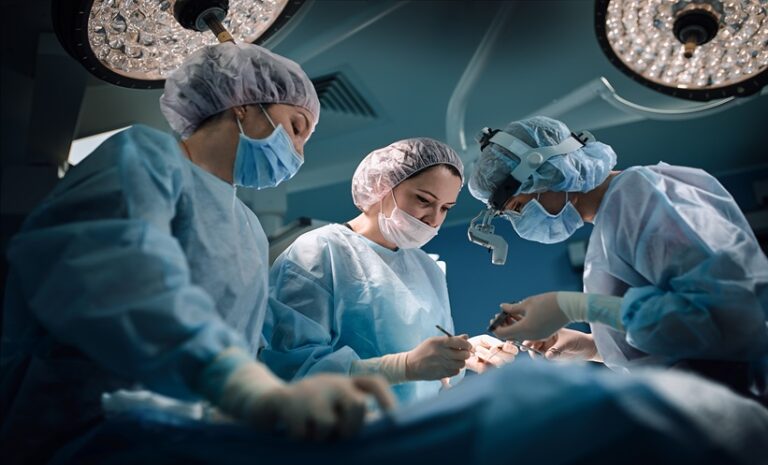 Chronic Kidney Disease Risk Increased by Radical Nephrectomy Chronic Kidney Disease Risk Increased by Radical Nephrectomy