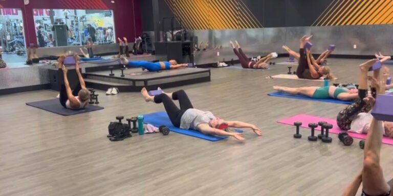 Back-to-school season is the perfect time for moms to reset their fitness goals Back-to-school season is the perfect time for moms to reset their fitness goals