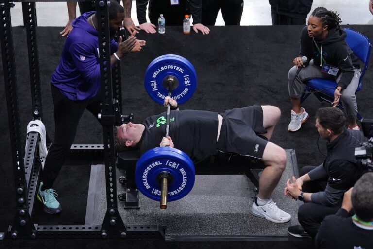 Goodman: How to make new friends at the gym, and lift heavy