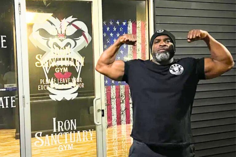 Rocky Point gym owner James Turner has died, community rallies to support his family Rocky Point gym owner James Turner has died, community rallies to support his family