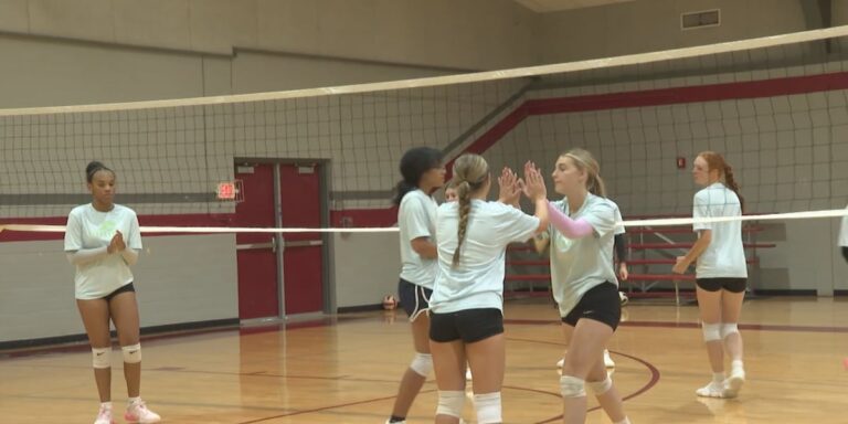 Pineville Lady Rebels Volleyball returns to the gym with focus on growth & community Pineville Lady Rebels Volleyball returns to the gym with focus on growth & community