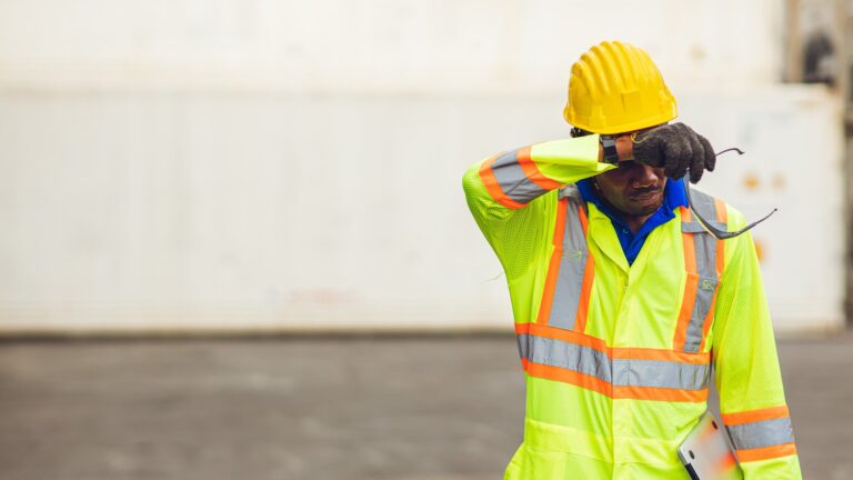 Extreme heat: Who’s most at risk and ways to stay safe | Harvard T.H. Chan School of Public Health