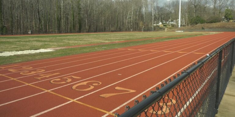 Vascular condition often mistaken for muscular pain in athletes, UVA Health explains