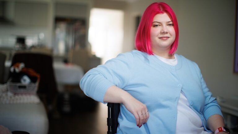 Why young people start to doubt their own bodies Why young people start to doubt their own bodies