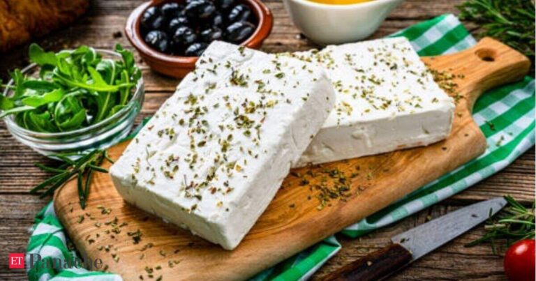 Think eating cheese will ruin your weight loss plans? Try one of these four ‘guilt-free’ cheeses, which will aid your fat loss journey