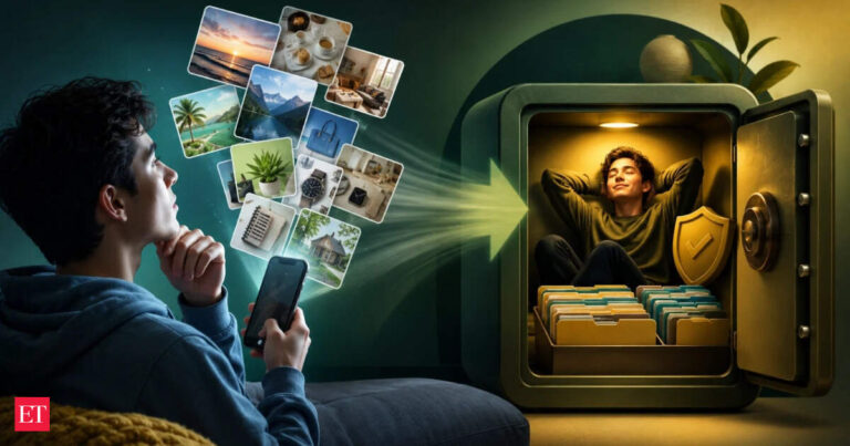 Psychology says people who save screenshots they never look at may be collecting a sense of future security