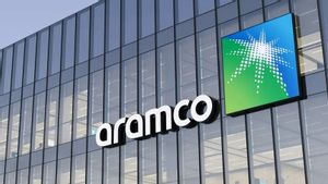 Strait of Hormuz Disrupted, Aramco Profit Still Soars 33 Percent