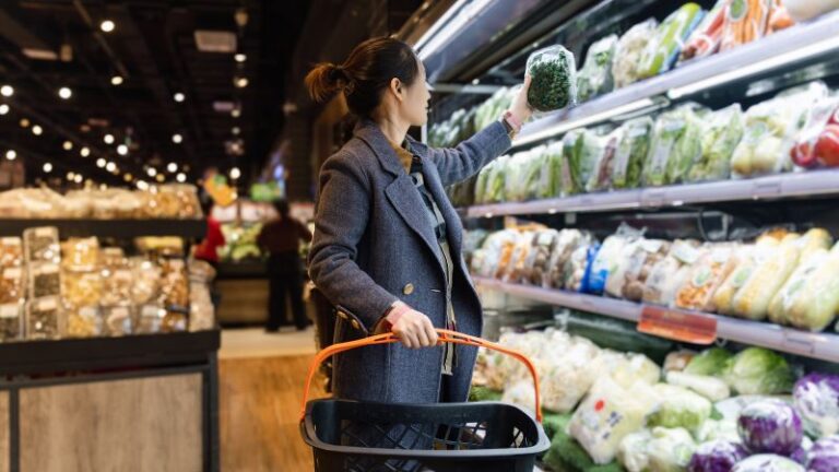 Foodborne illness outbreaks are especially bad this summer Foodborne illness outbreaks are especially bad this summer