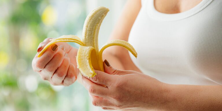 Is It Healthy to Eat a Banana Every Day? Here’s What Dietitians Think Is It Healthy to Eat a Banana Every Day? Here's What Dietitians Think