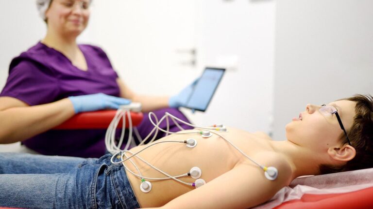 Healthy athlete had no symptoms before mandatory heart screening revealed hidden defect Healthy athlete had no symptoms before mandatory heart screening revealed hidden defect