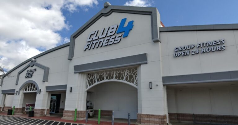 Bryan gym with women