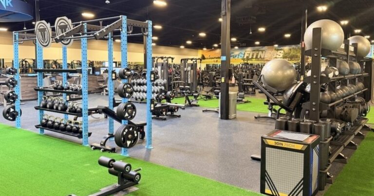EōS Fitness to open in Grand Parkway Center