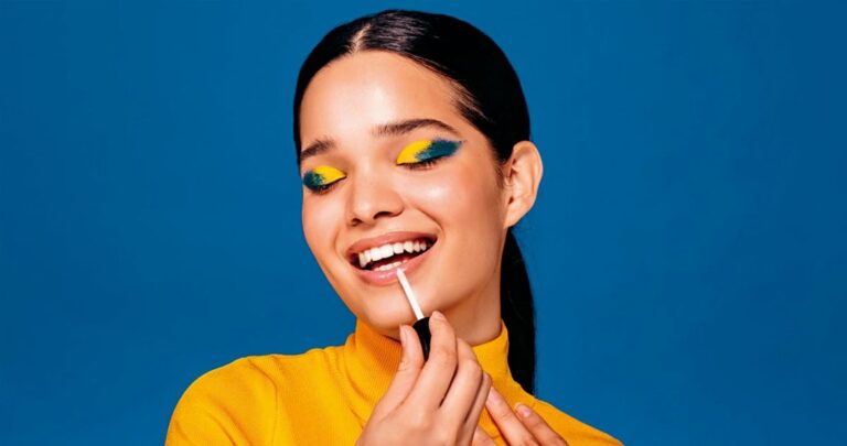 India's Cosmetics Market Sees Rapid Expansion Driven by Income, E