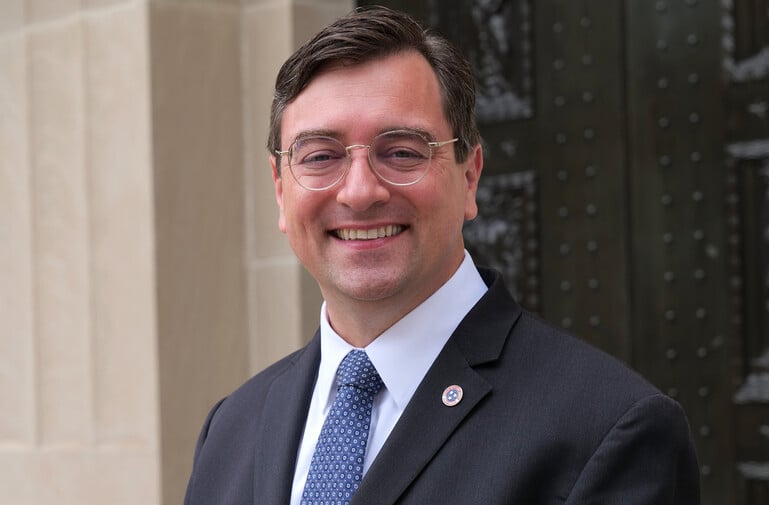 'Prioritize Profits and Hide the Truth': Tennessee AG Opens Addiction Trial Against Instagram Image